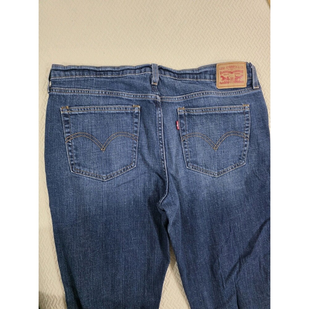 Levi's Boyfriend Jeans Size 32 Classic Medium Dark Wash Stretch Straight Leg - Picture 4 of 11